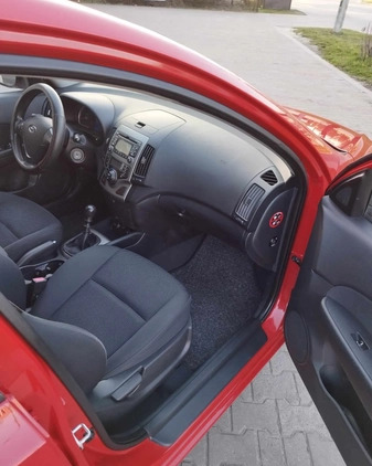 Hyundai I30 cena 15999 przebieg: 199900, rok produkcji 2008 z Radom małe 277
